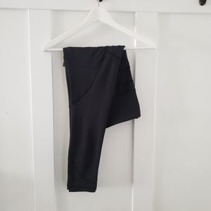 Zyia black pocket light n tight 7/8 leggings 24"